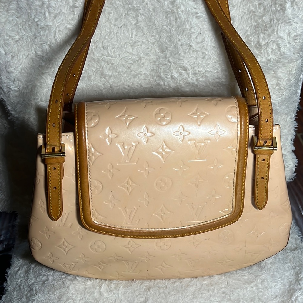 🛑SOLD🛑 Louis Vuitton Biscayne Bay Monogram Vernis